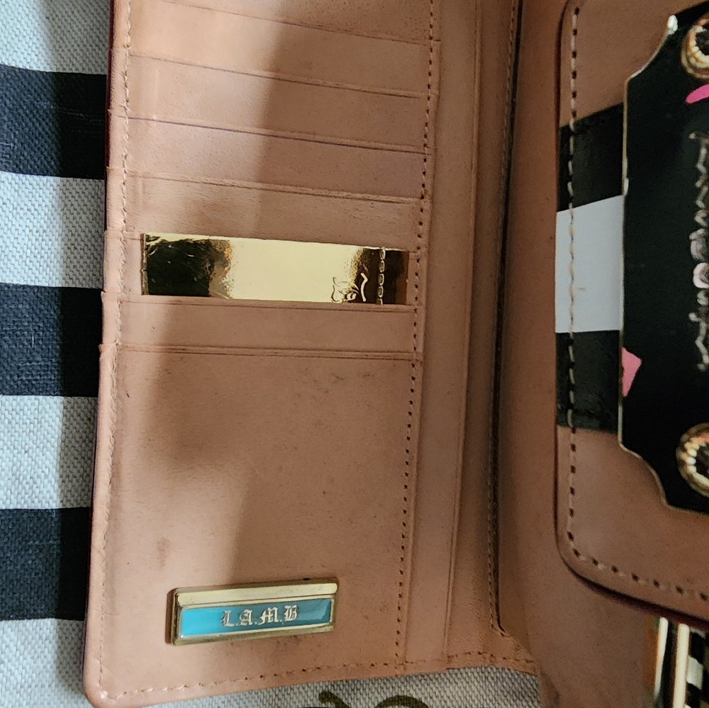 Lamb Tote w/ wallet - Picture 5 of 6